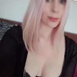 Viktória, 34 éves escort szexpartner profilkép