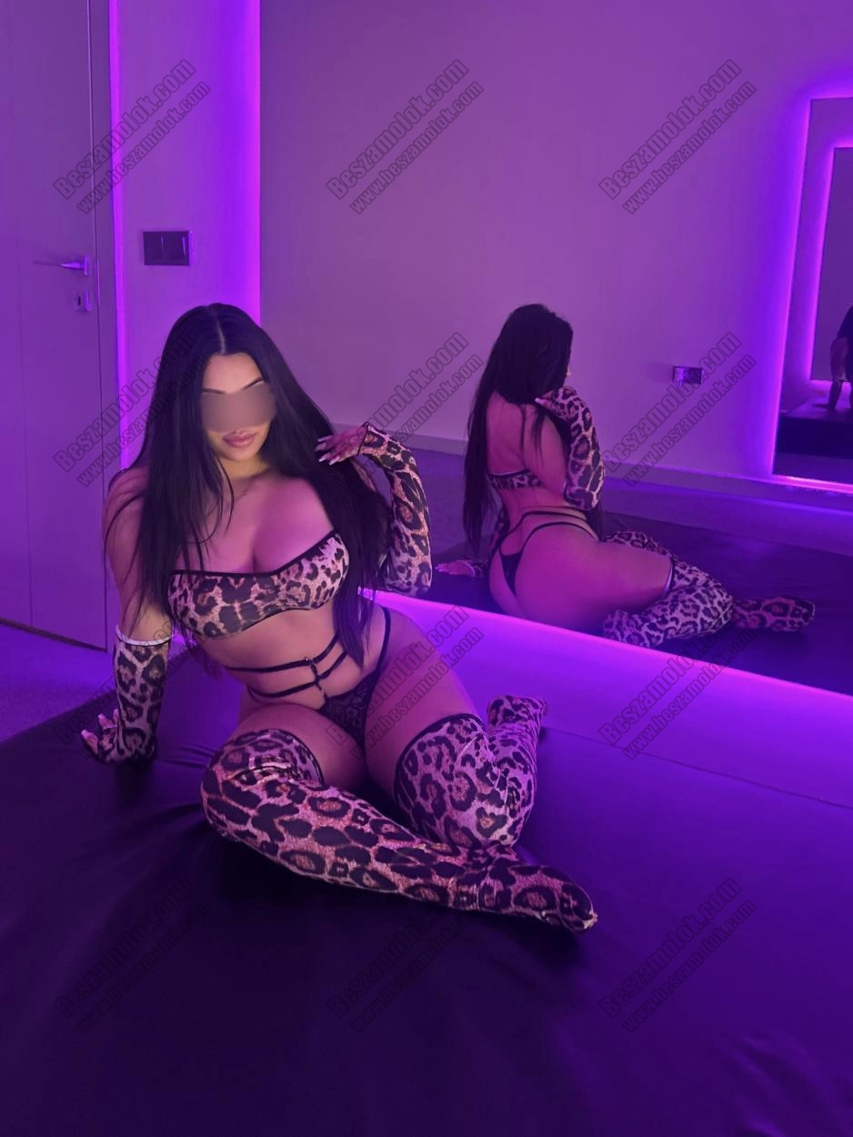 Vanessa_Luxora - +36 30 562 0757 - levezetes foto